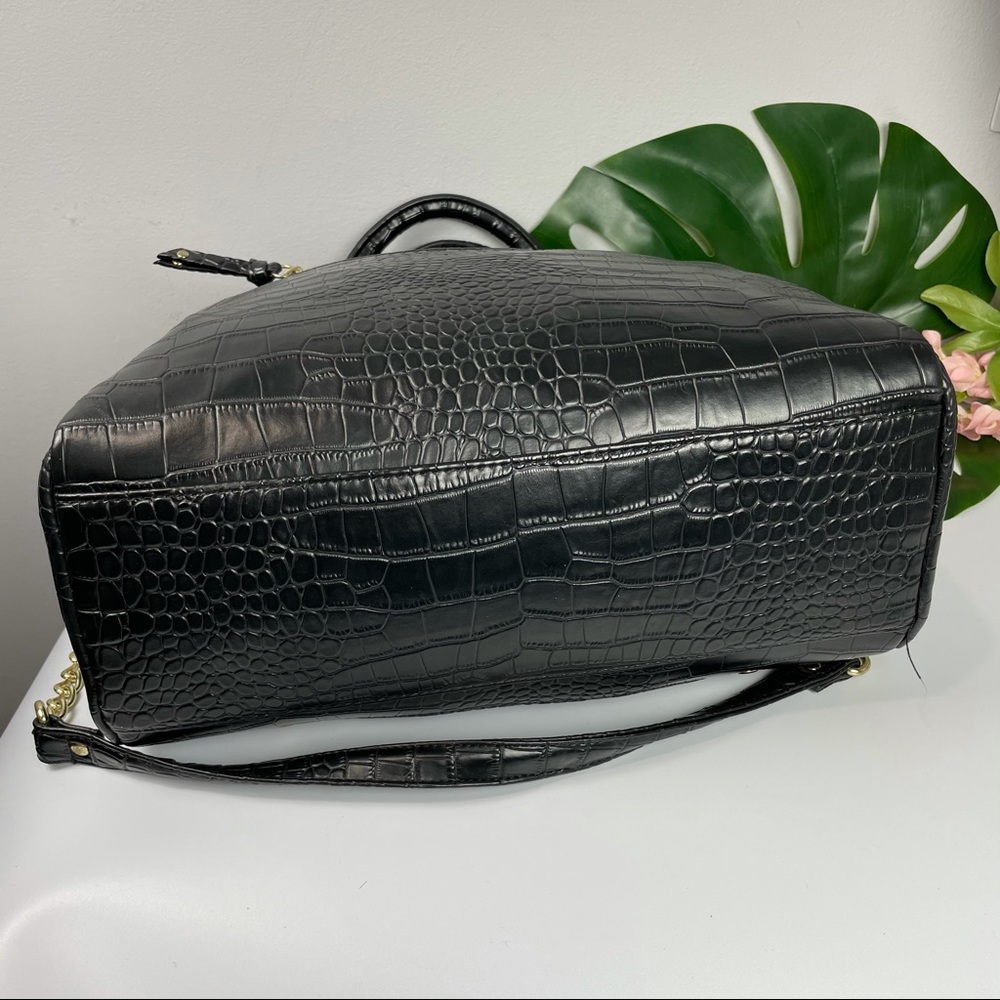 (((SOLD)))Olivia + Joy black faux aligator leather satchel - Picture 7 of 16